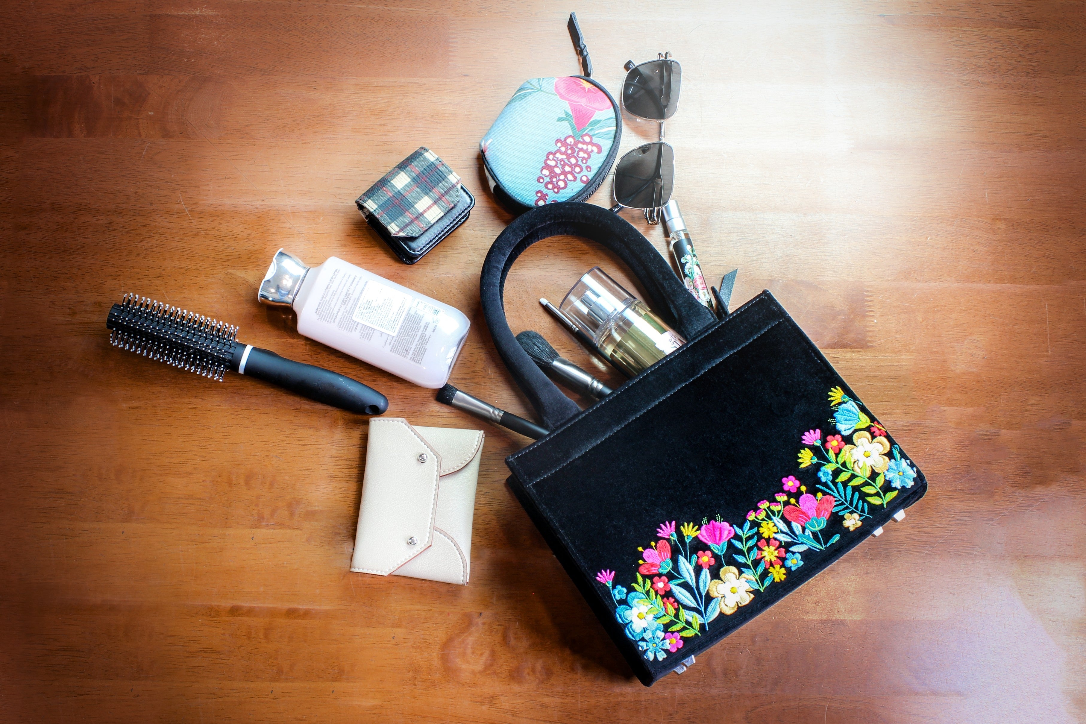 Kolorobia Embroidered Bags and Purses Collection