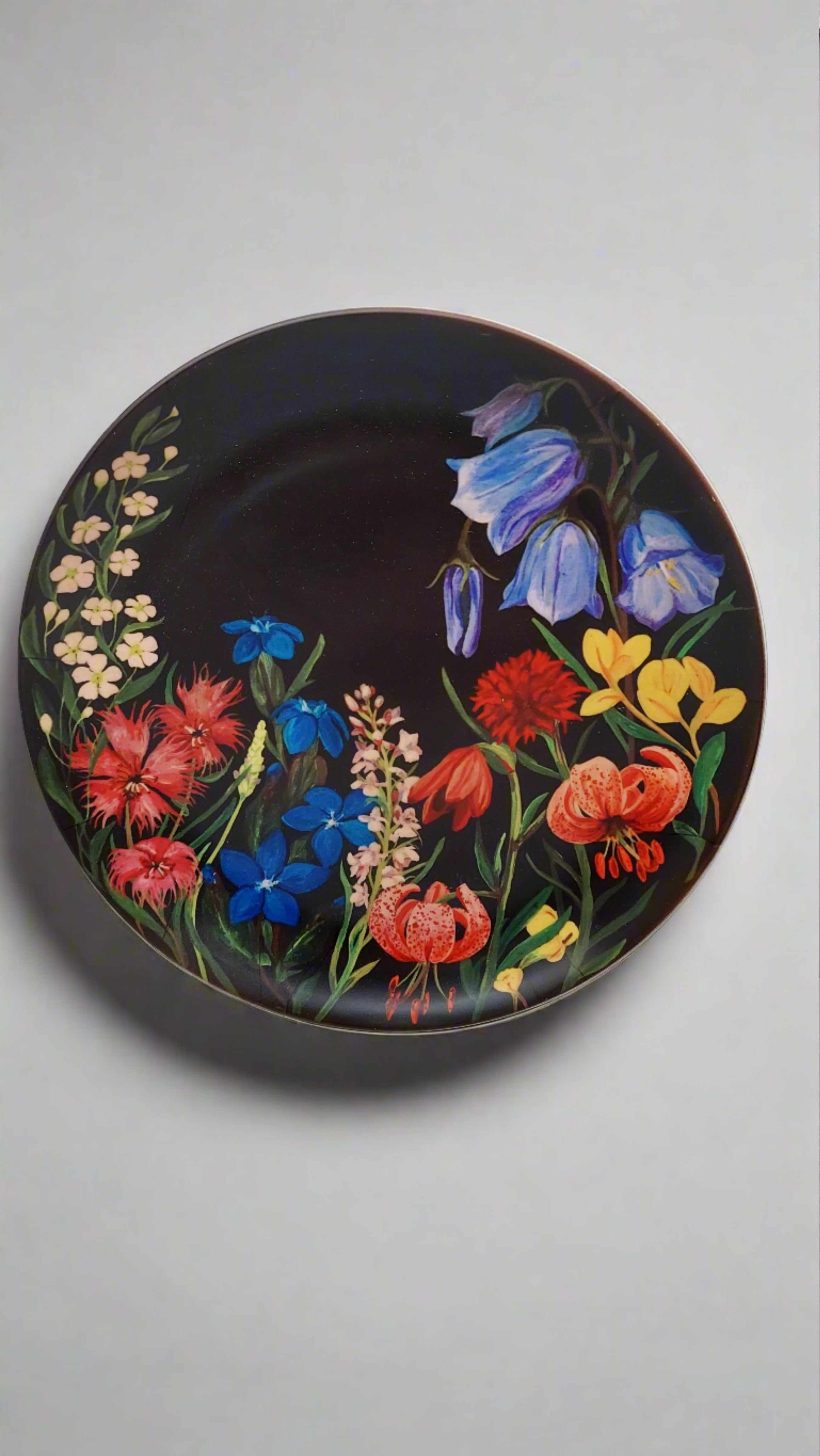 Decorative Wall Plates - Fine Flora