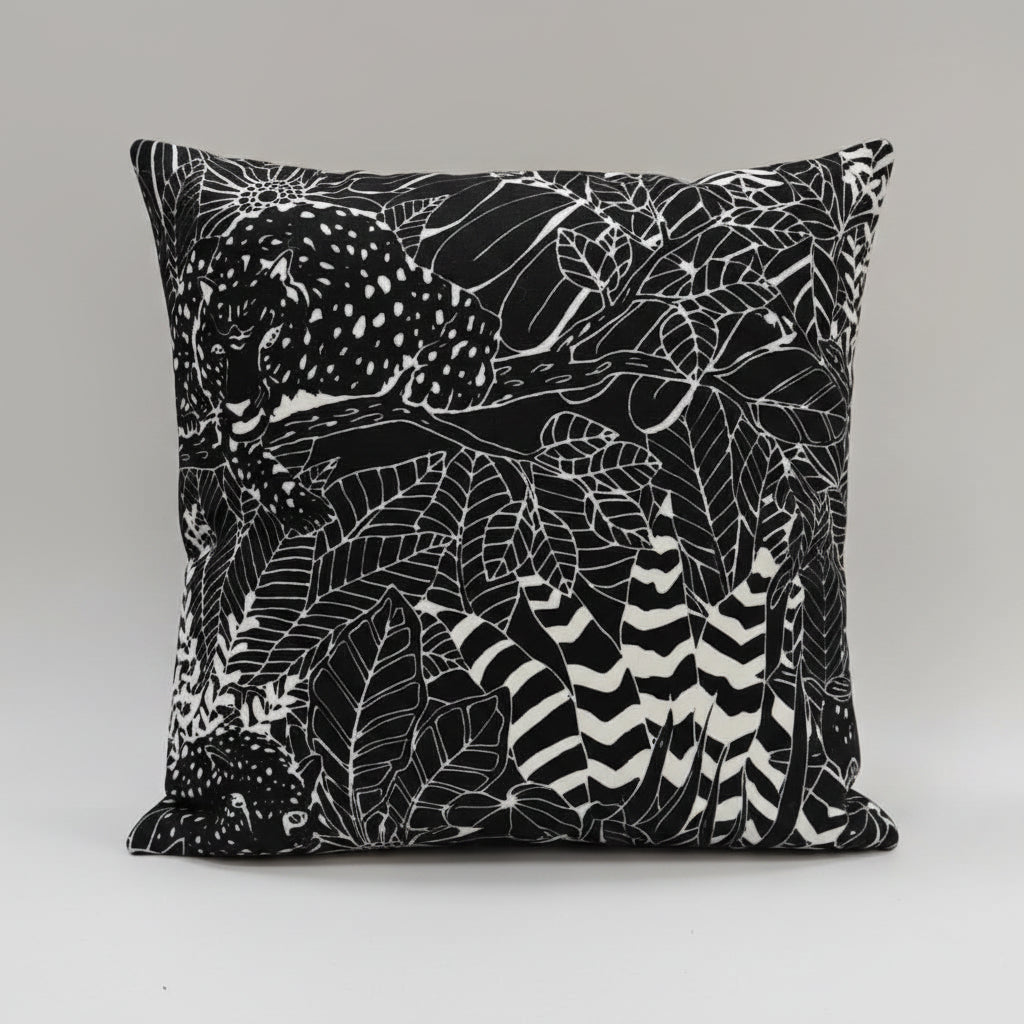 B&W cushion Cover