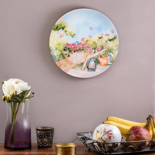 Decorative Wall Plate - A Homely Garden