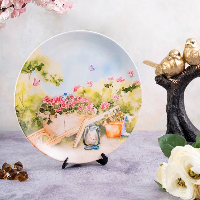 Decorative Wall Plate - A Homely Garden