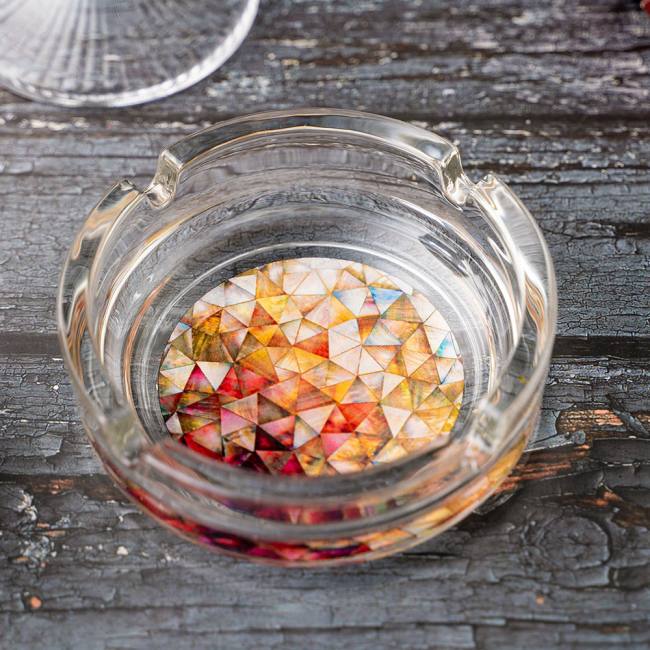 kolorobia-mother-of-pearl-ashtray
