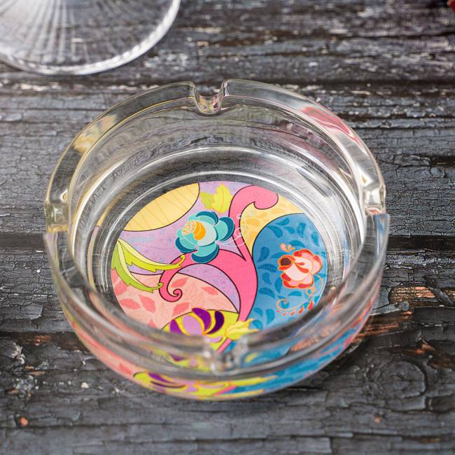 pastel-color-ashtray