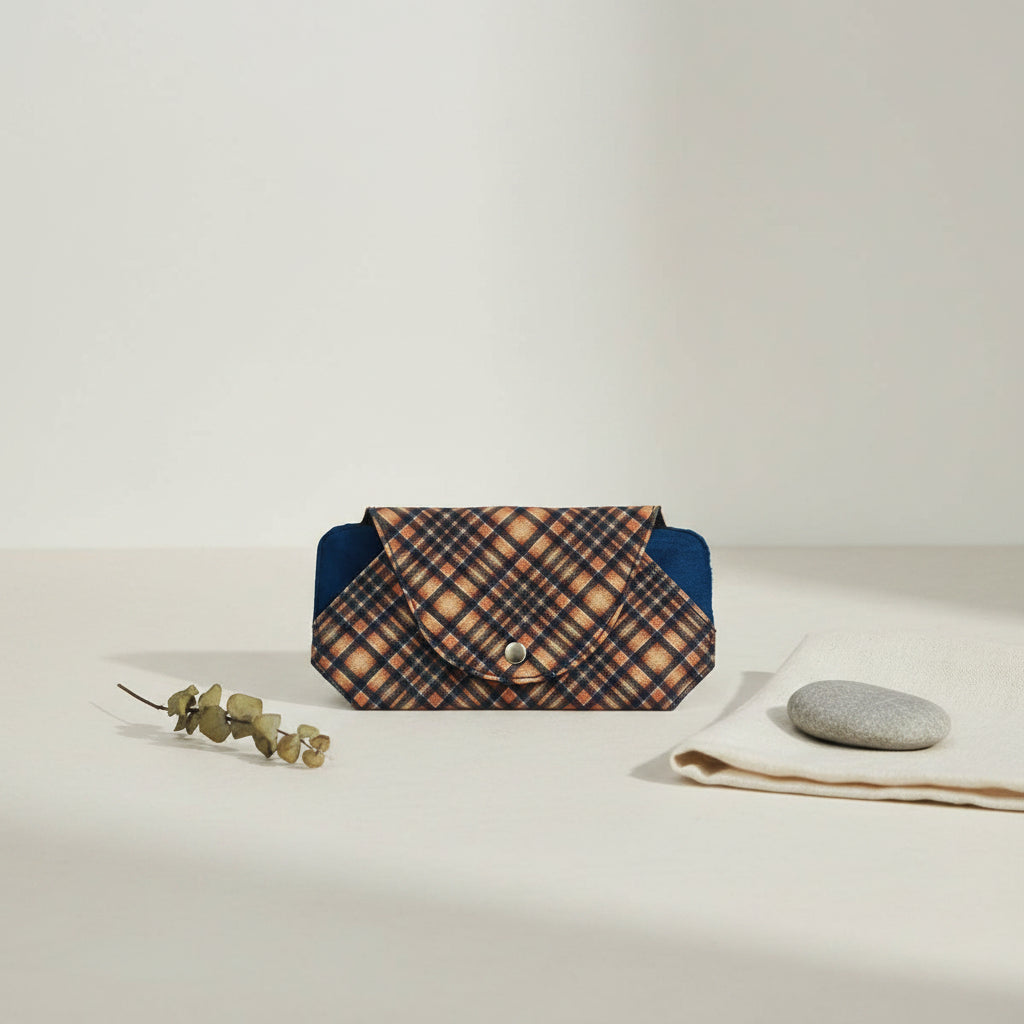 Sunglass cover Tartan