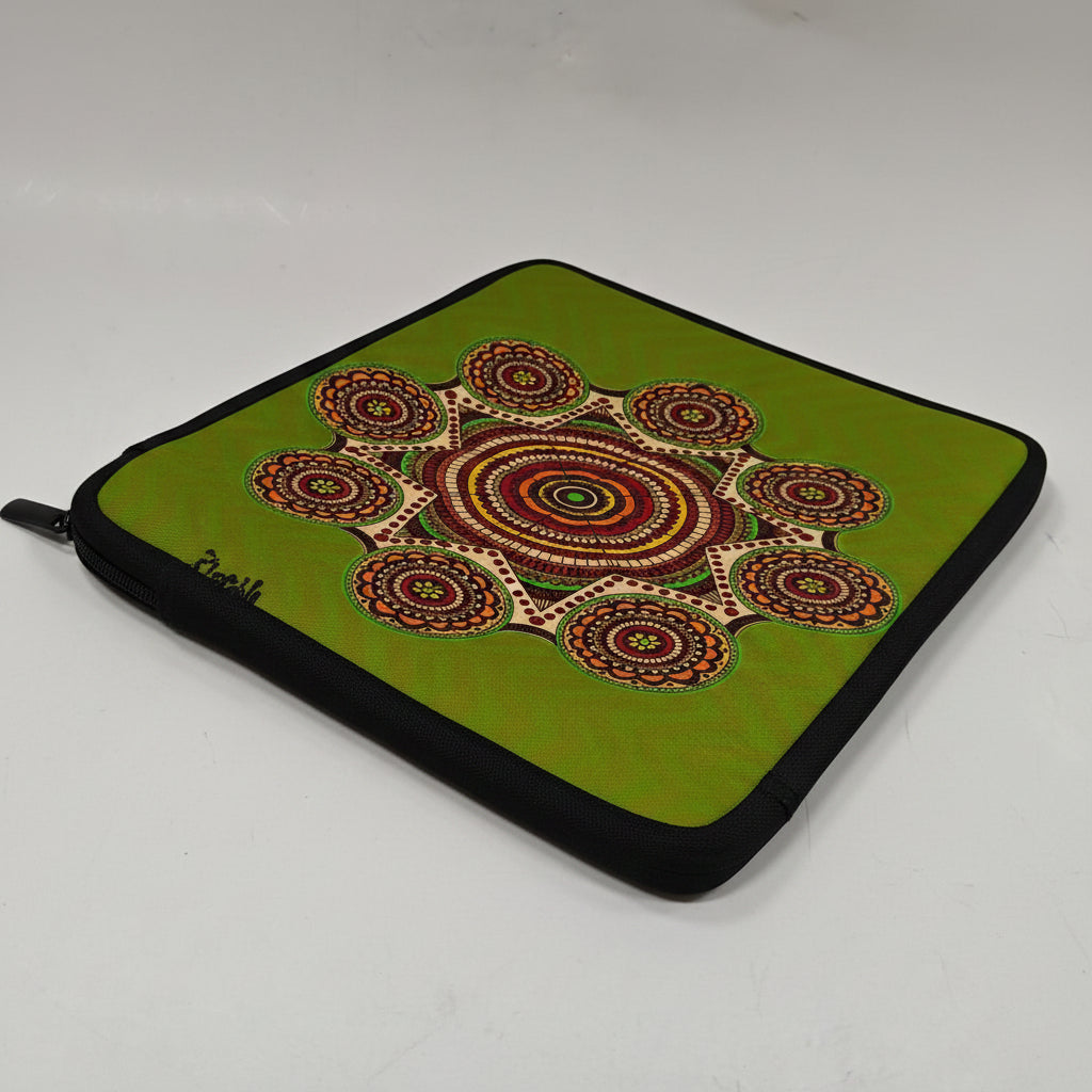 Zig Zag green mandala sleeve